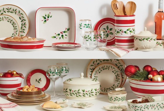 These holiday dinnerware sets are here to set the festive vibe 