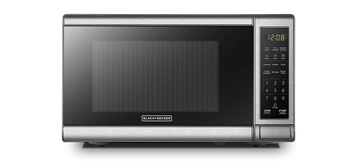 Black and Decker EM720CB7 Digital Microwave Oven with Turntable