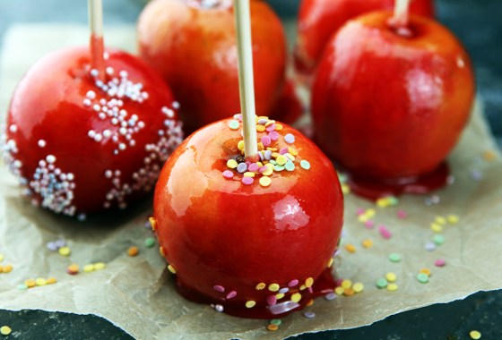 How to make candy apples: Our baking expert shares mess-less tips