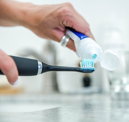 5 Best Electric Toothbrushes - Feb. 2018 - BestReviews