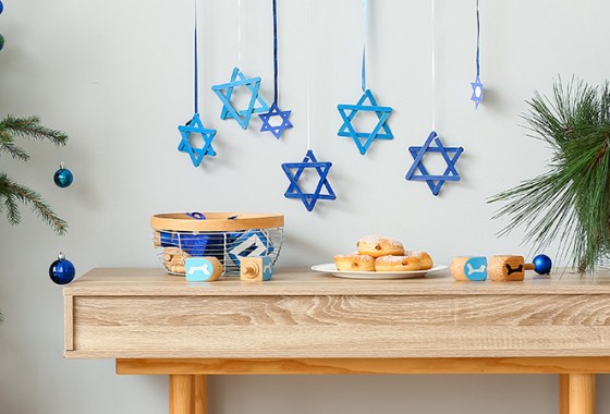 Best Hanukkah Decorations