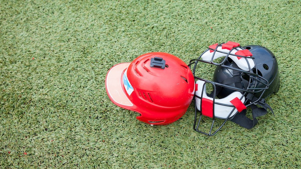 5 Best Softball Helmets Feb. 2021 BestReviews