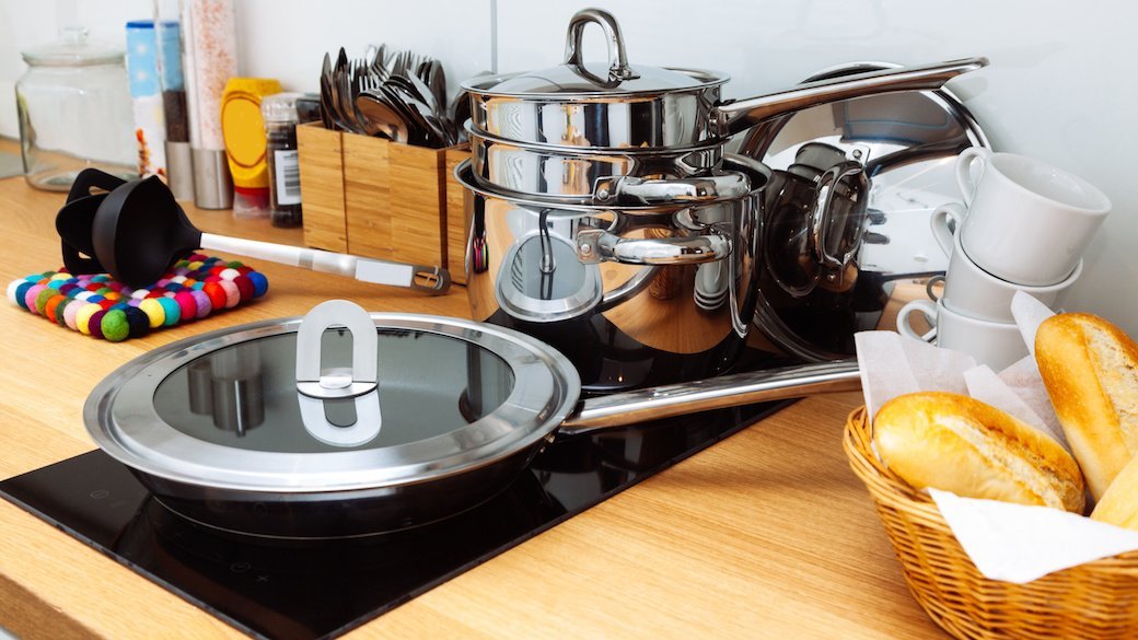Vremi 8 Piece Ceramic Nonstick Cookware Set Induction Stovetop & Dishwasher  Safe