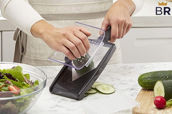 5 Best Mandoline Slicers Sept 2024 BestReviews   06 Adjustable Mandoline Slicers Bb7a91 