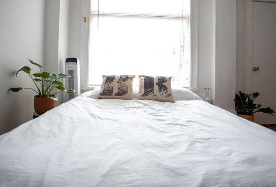 Best full-size bed in bag