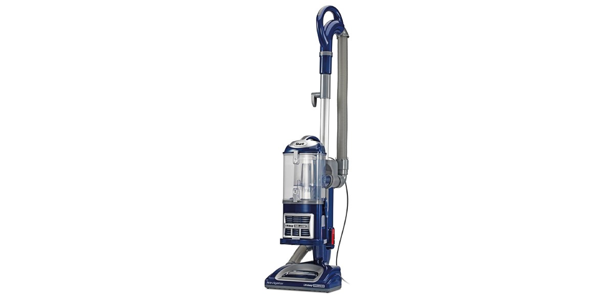 Shark Upright Vacuum, Navigator Lift-Away Deluxe
