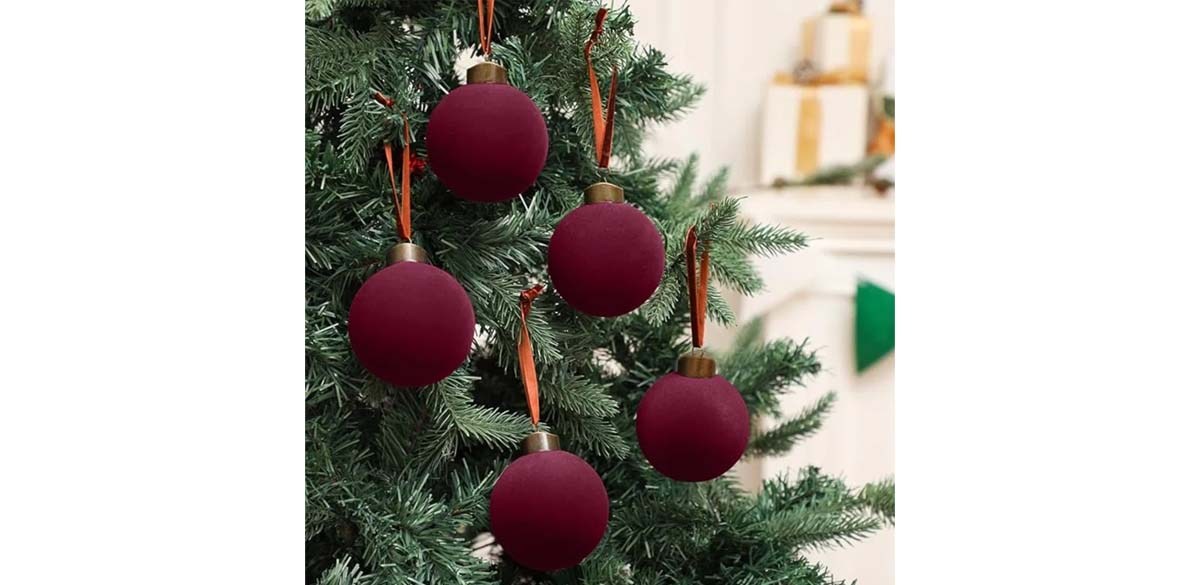 The Holiday Aisle 15Pcs Velvet Christmas Ornaments Balls