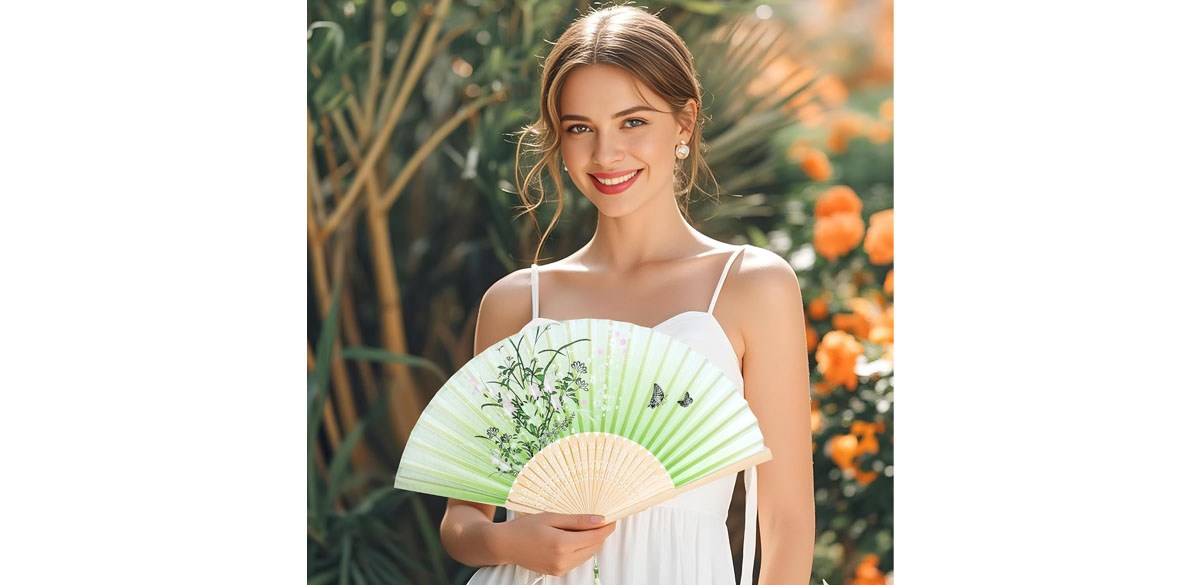 Bantoye 2 Pieces Handheld Fans in Brown Green, Floral