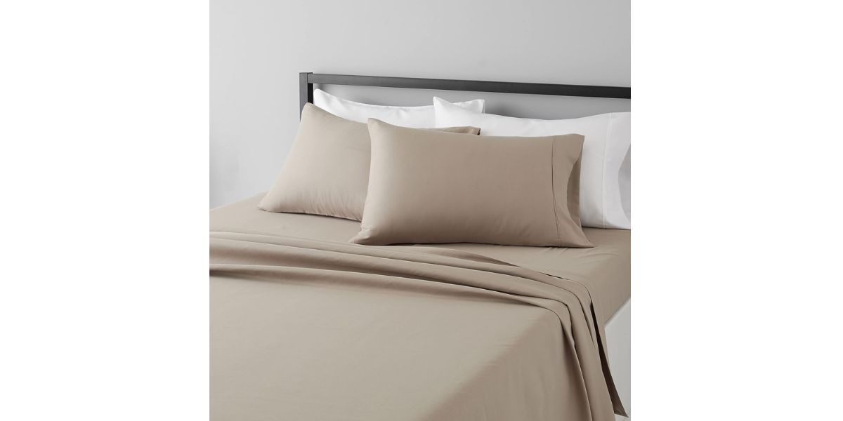 Amazon Basics Lightweight Super Soft Cooling